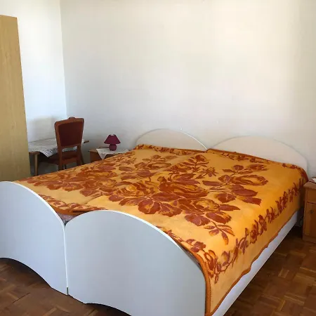 Stefanija 诺维·维诺多尔斯基